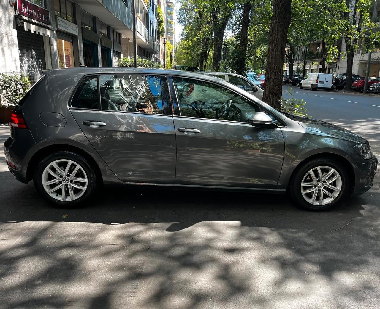 Volkswagen Golf 1.6 TDI 115CV DSG 5p. Business BlueMotion Technology