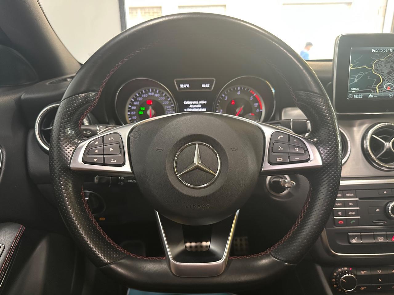 Mercedes-benz CLA 220 d 4Matic Automatic Premium