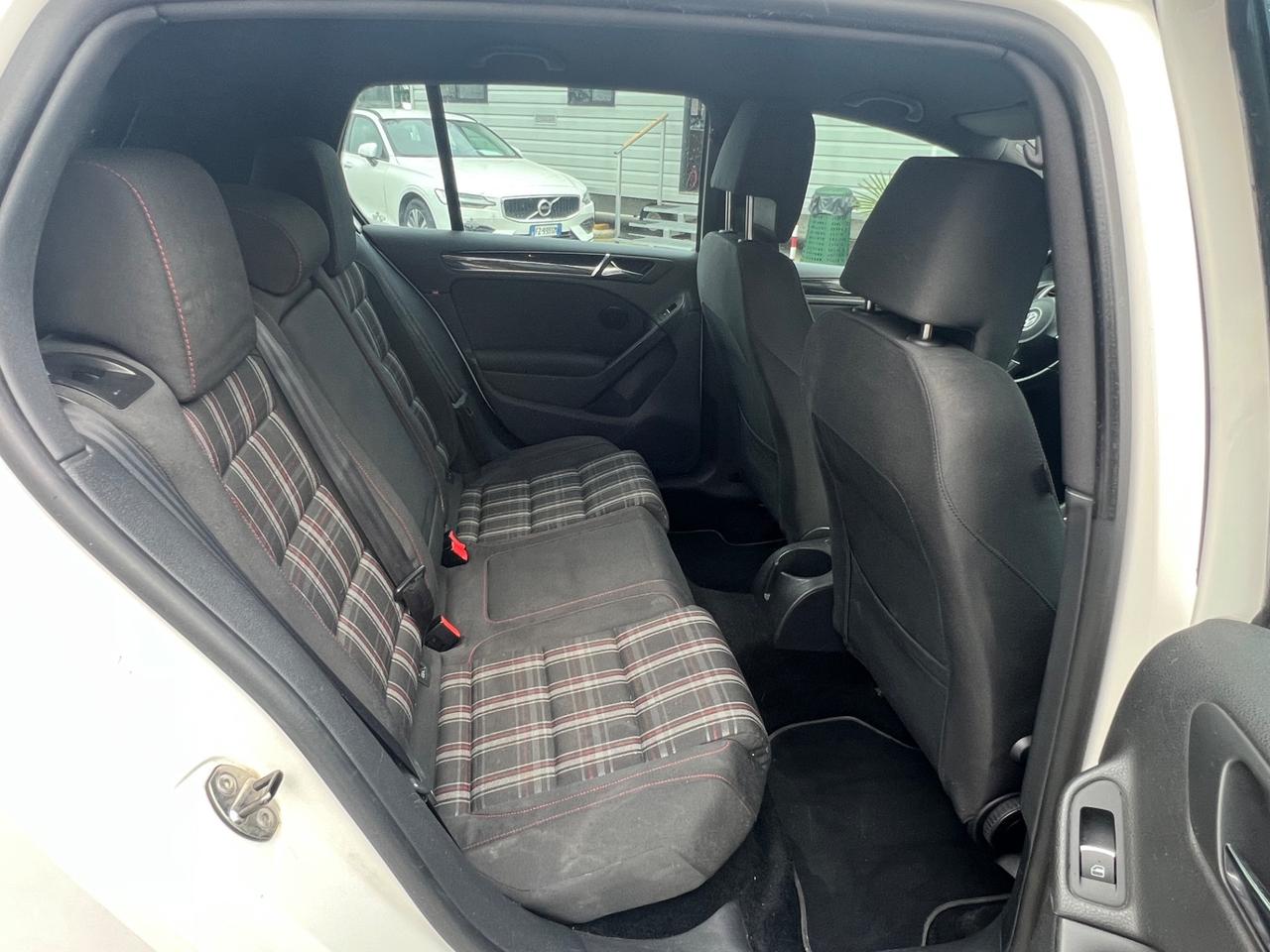 Volkswagen Golf GTI 210 cv IMPECCABILE