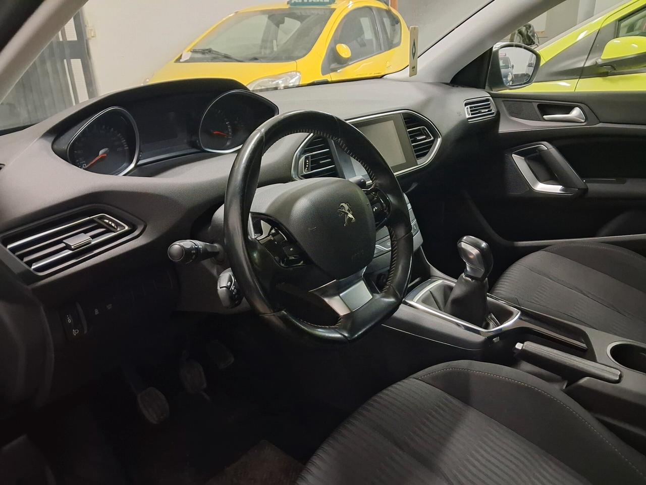 Peugeot 308 1.6 HDi unico prop 2016. 110.000km