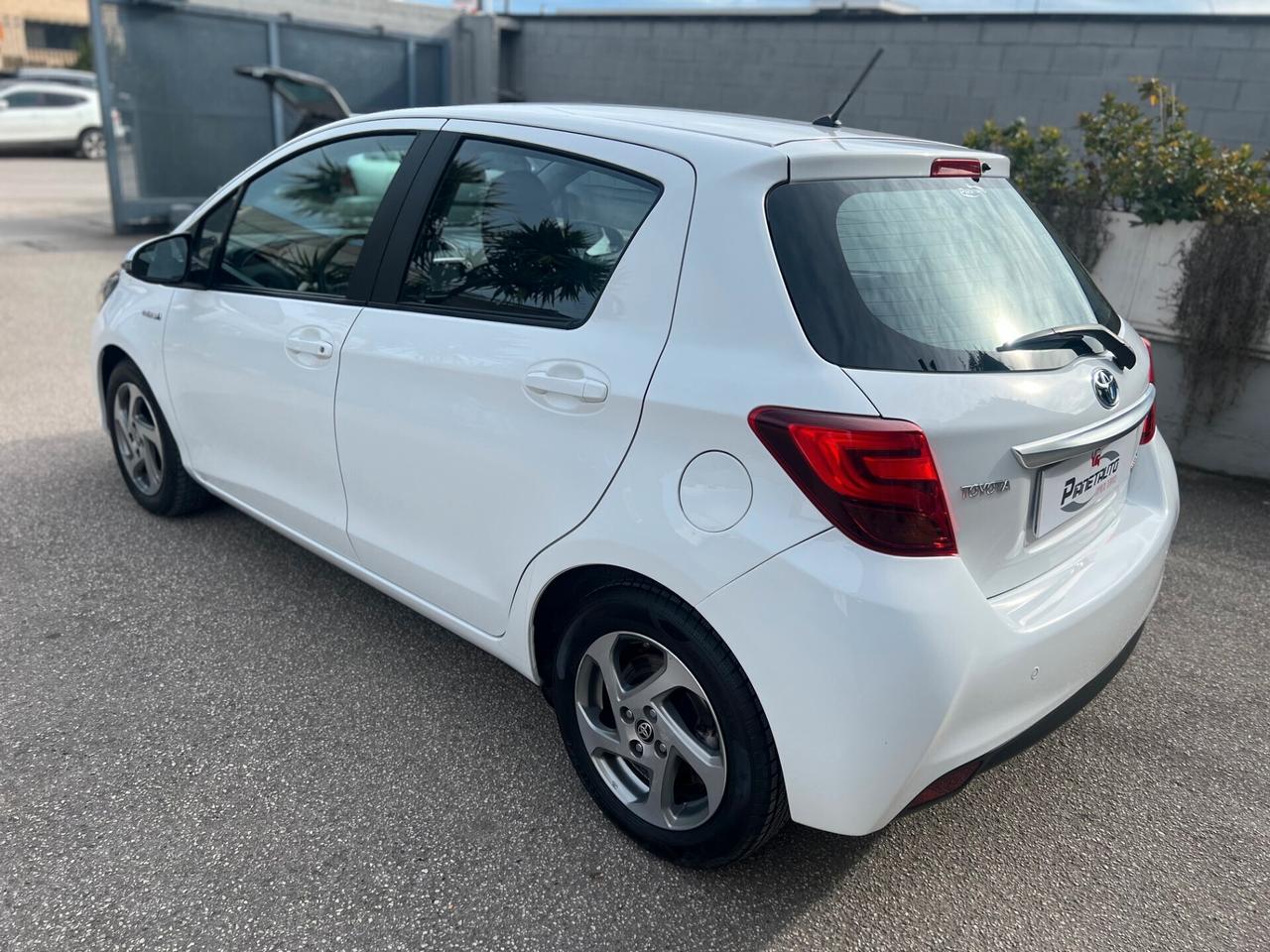 Toyota Yaris 5pt 1.5h 75cv Active OK NEOPAT. TELCLIMA/CAMERA