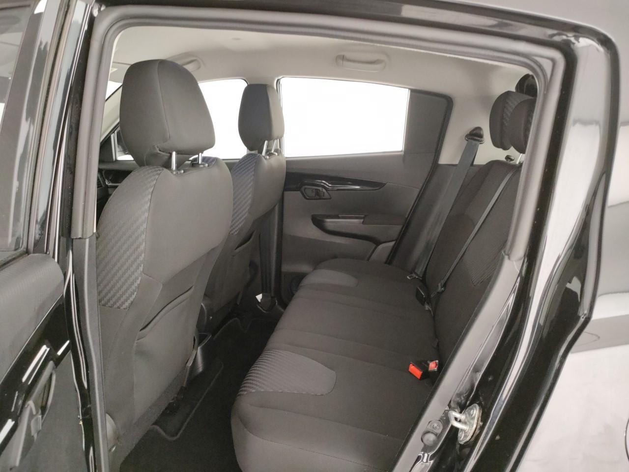 MAHINDRA KUV100 1.2 K8 m-bifuel