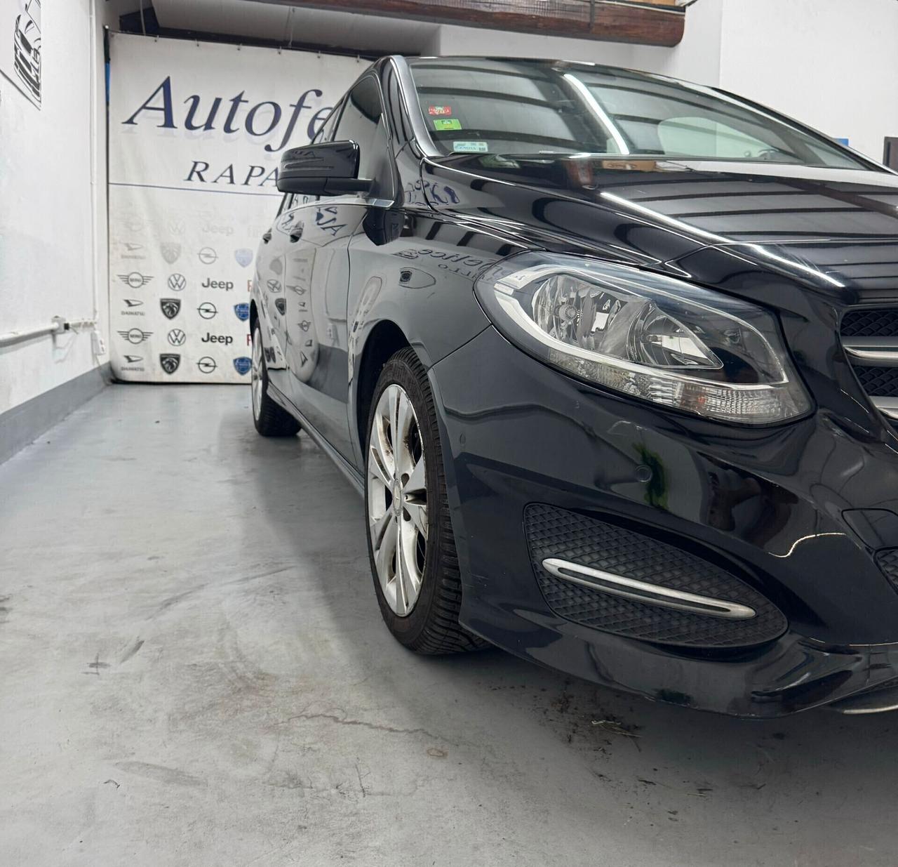 Mercedes-benz B 200 B 200 d Automatic Premium