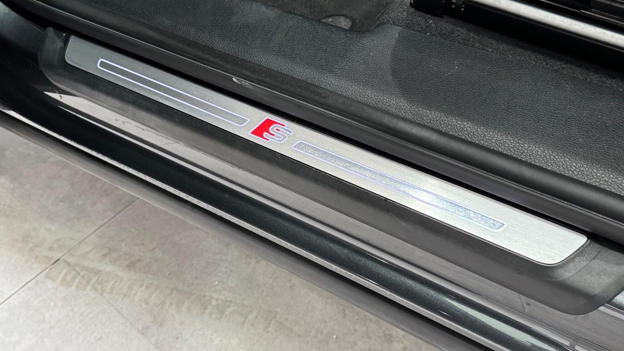 Audi Q3 35 TDI S tronic line edition-2020