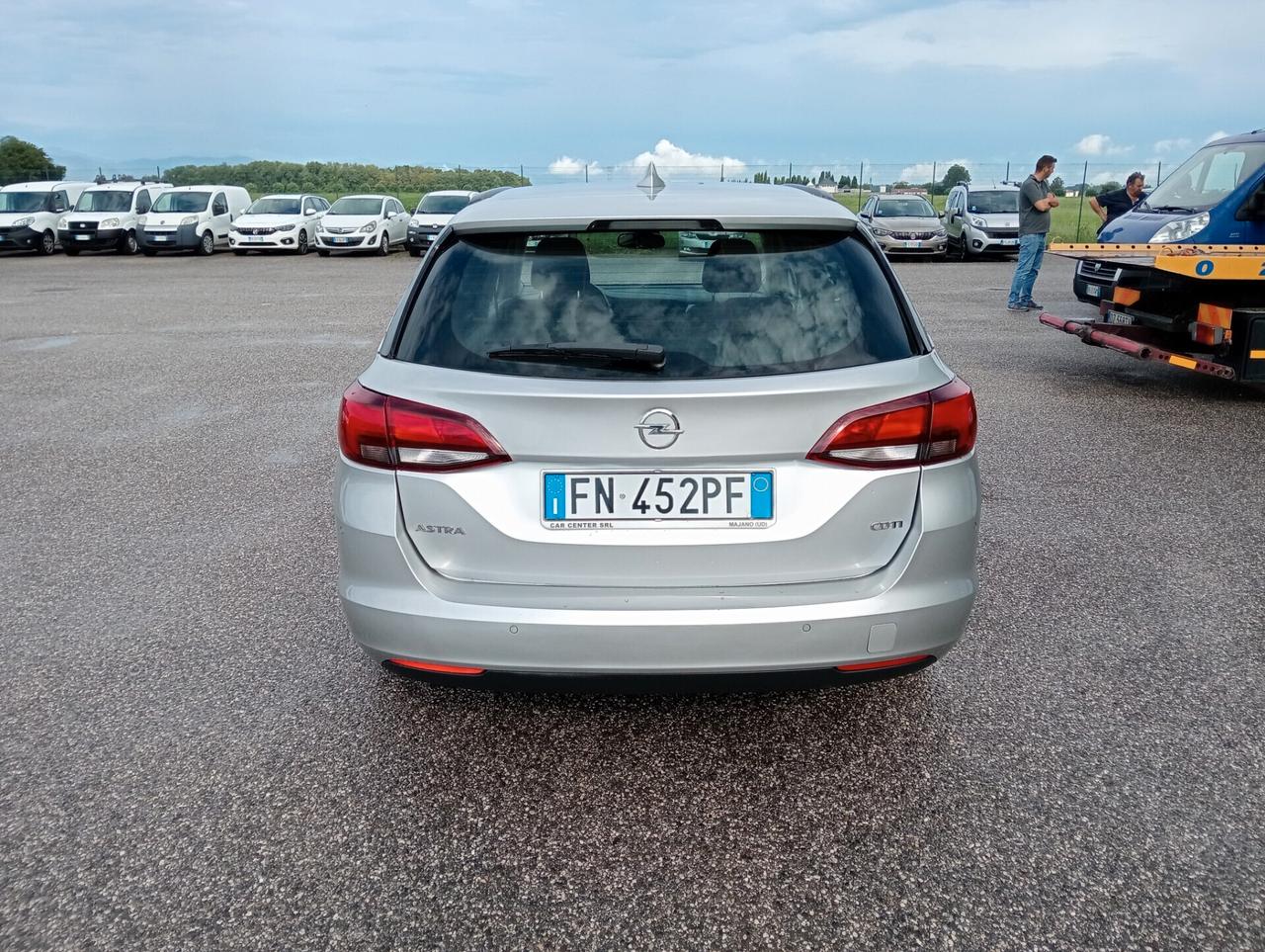 Opel Astra 1.6 CDTi 110CV Sports Tourer Business