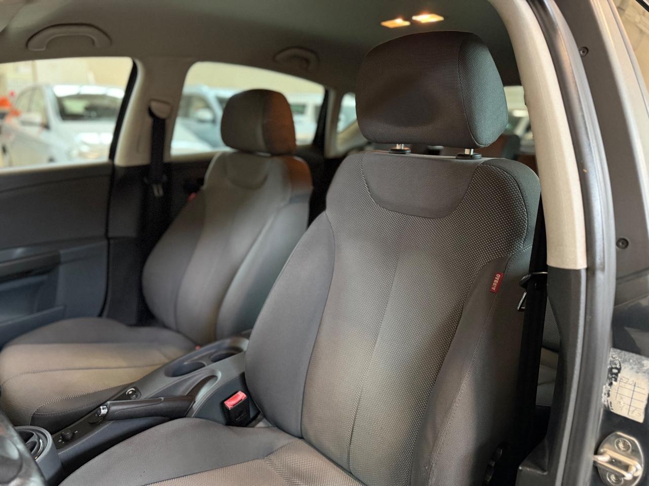 Seat Leon 1.6 Stylance NEOPATENTATI