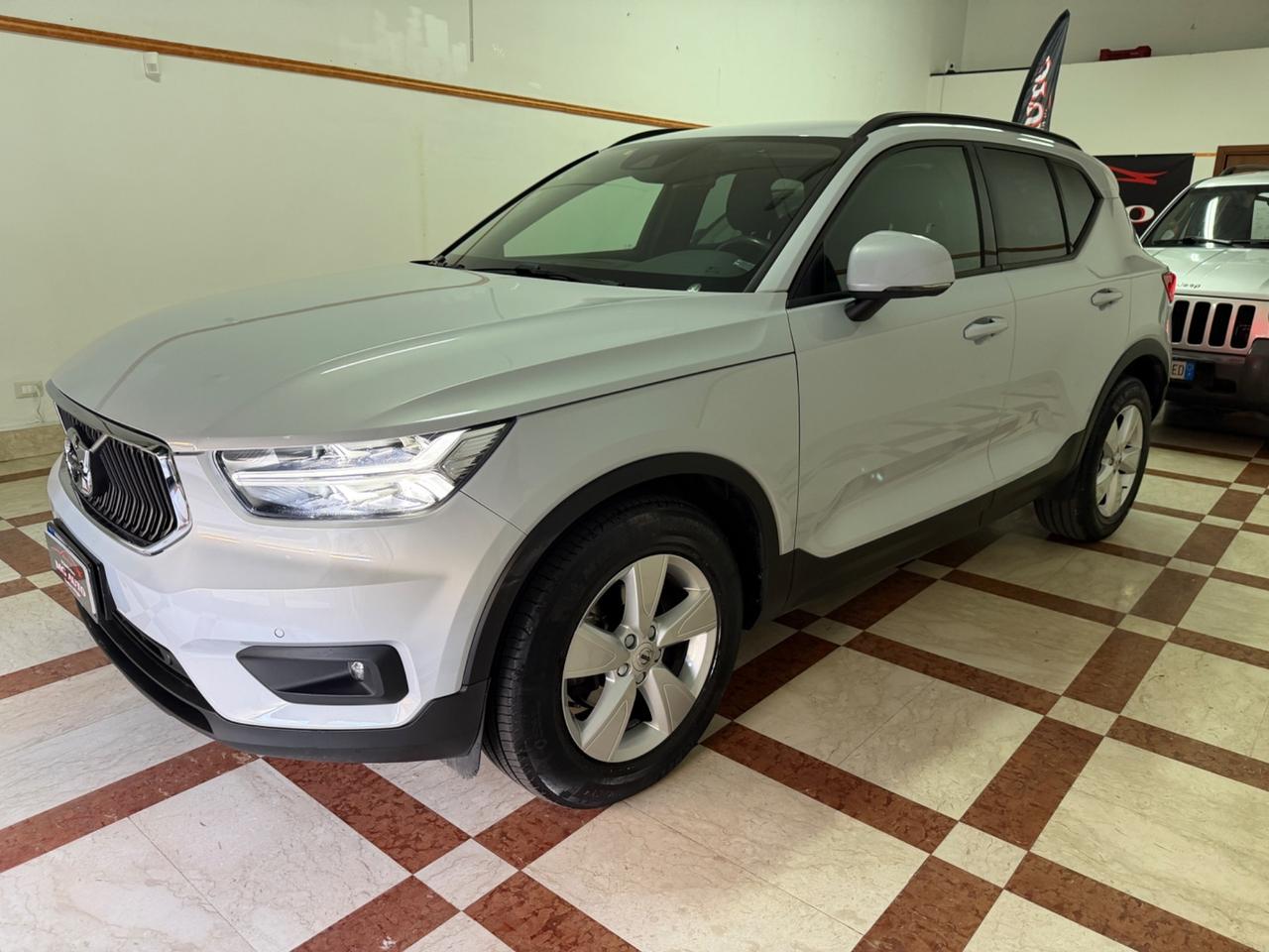Volvo XC40 D3 AWD R-design