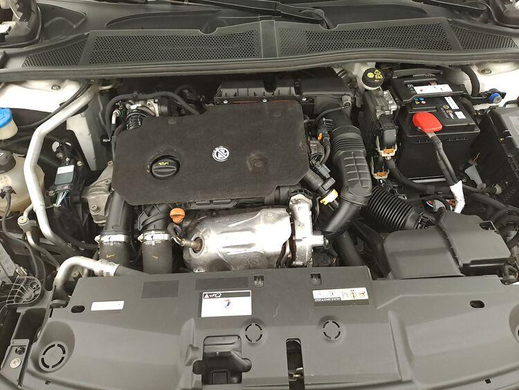 Peugeot 308 SW Allure EAT8 BR198740 1.5 Diesel 131CV