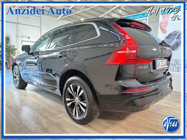 VOLVO XC60 B4 (d) AWD Geartronic Momentum Pro