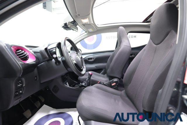 TOYOTA Aygo CONNECT 1.0 VVT-I 72 CV 5 PORTE X-WAVE CABRIO