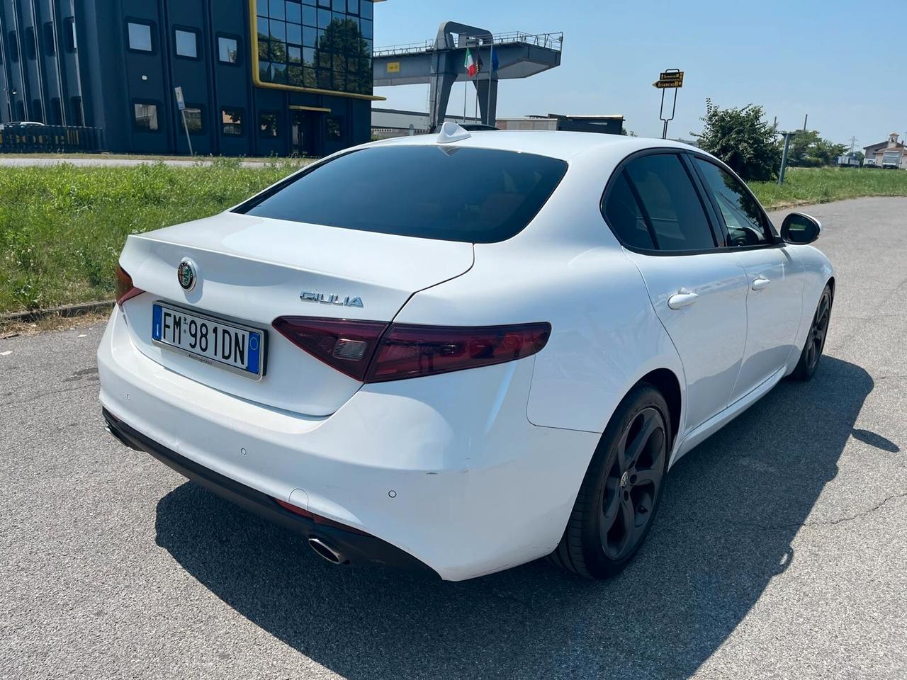 Alfa Romeo Giulia 2.2 Turbodiesel 180 CV