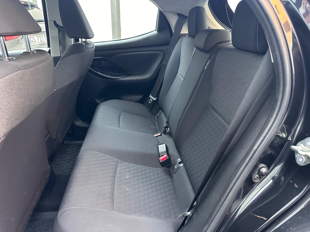 Toyota Yaris 1.5 Hybrid 5 porte Lounge
