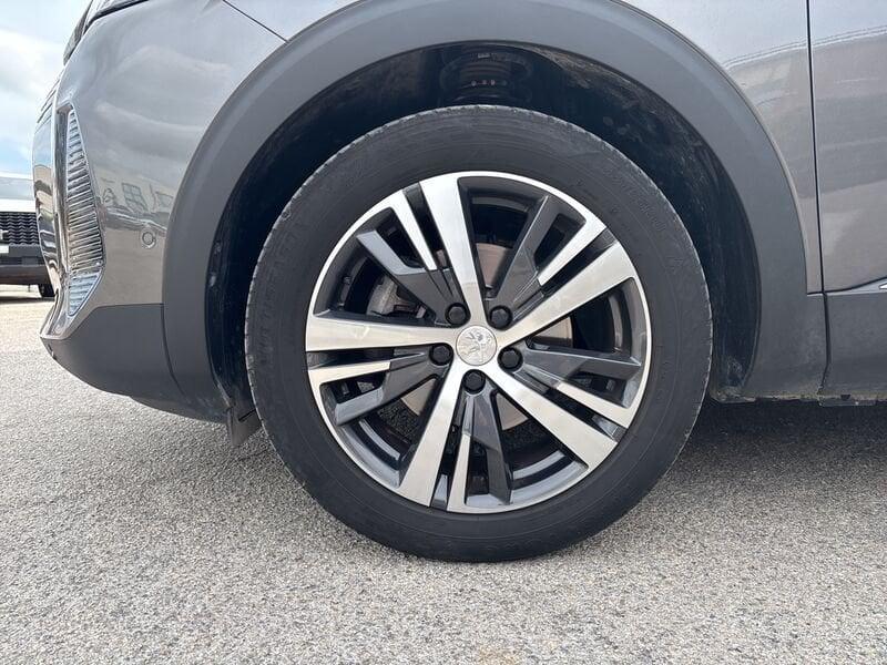 Peugeot 3008 BlueHDi 130 S&S EAT8 Allure