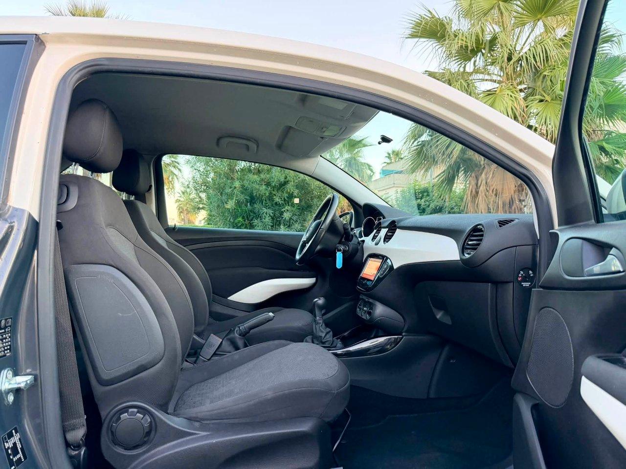 OPEL ADAM ROCKS