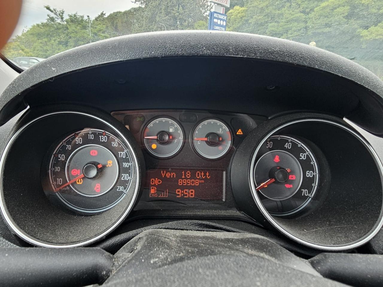 Fiat Punto 1.4 8V 5 porte Natural Power Street