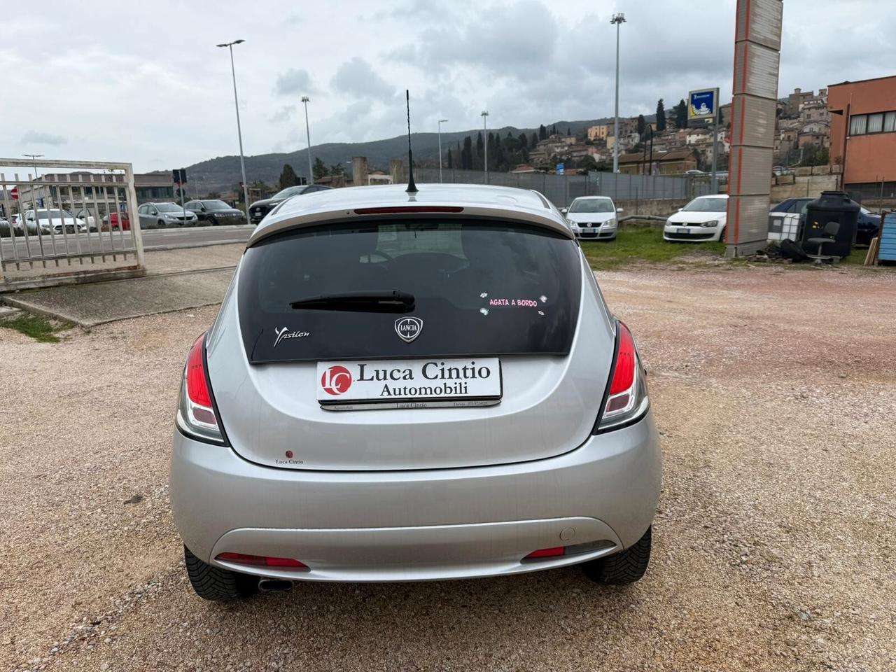 Lancia Ypsilon 1.2 69 CV 5 porte GPL Ecochic Gold