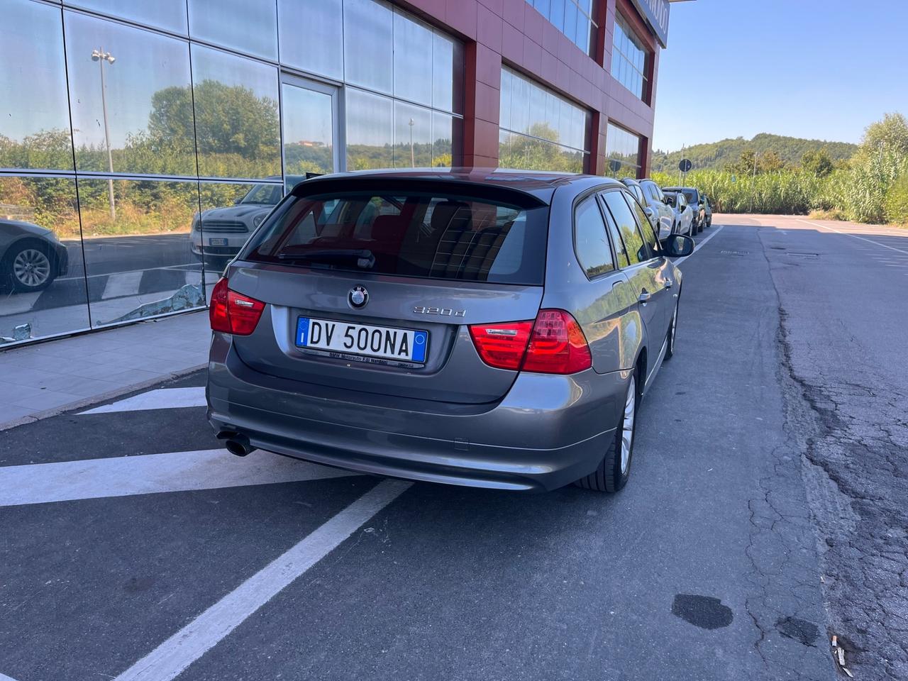 Bmw 320 320d cat Touring Attiva