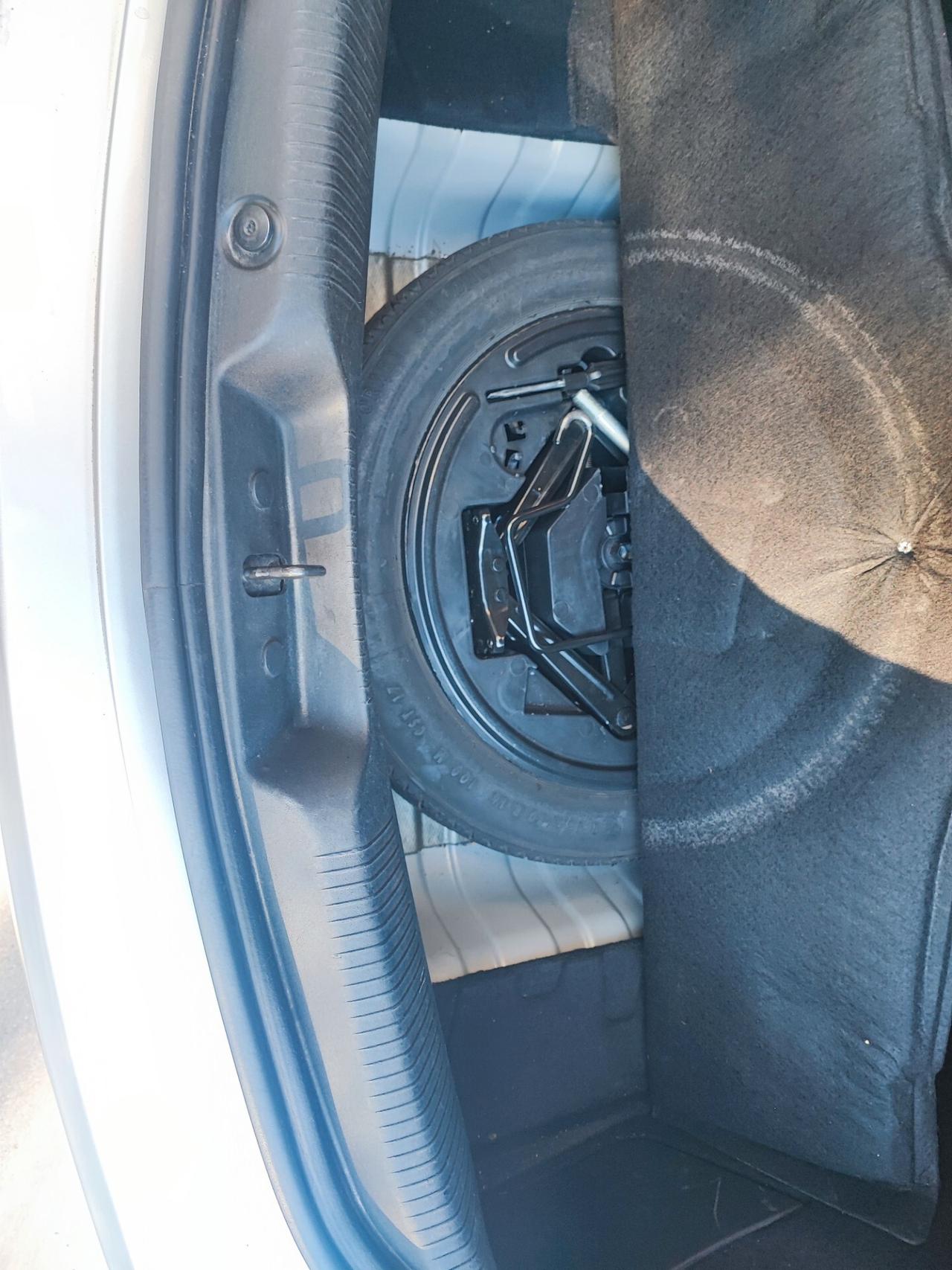 Alfa Romeo Giulietta 1.6 JTDm-2 120 CV Distinctive-E6