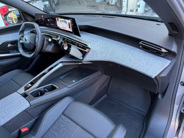 PEUGEOT 3008 Hybrid 136 e-DCS6 Allure PARI AL NUOVO