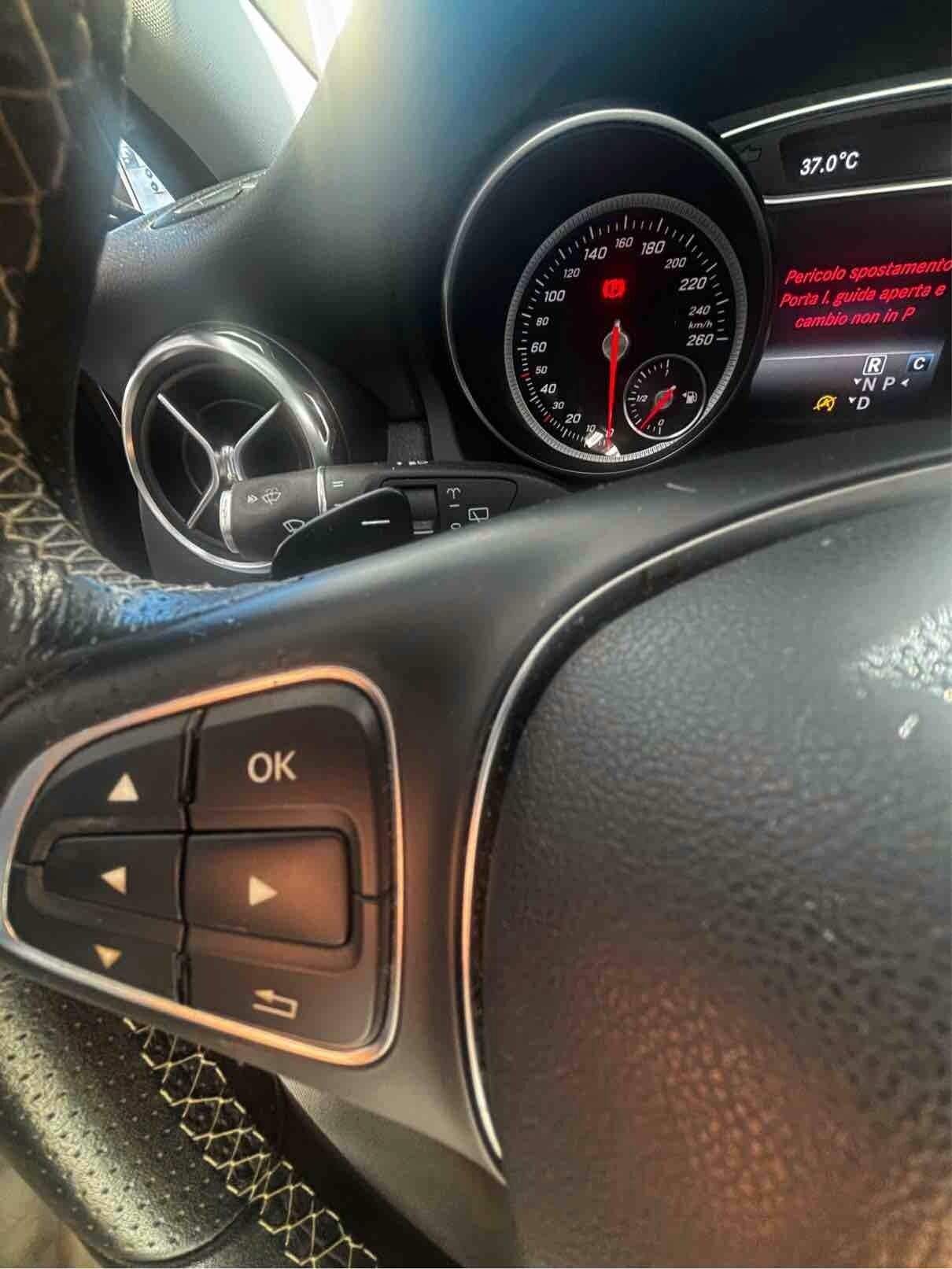 Mercedes-benz GLA 200 d Automatic 4Matic Sport