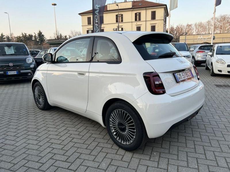 FIAT 500 Icon Berlina