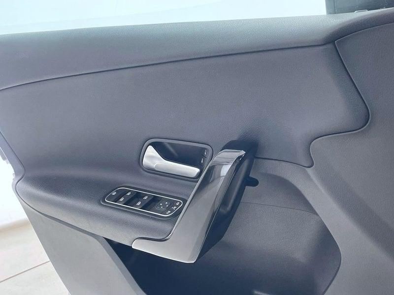 Mercedes-Benz Classe A A 180 d Automatic Business