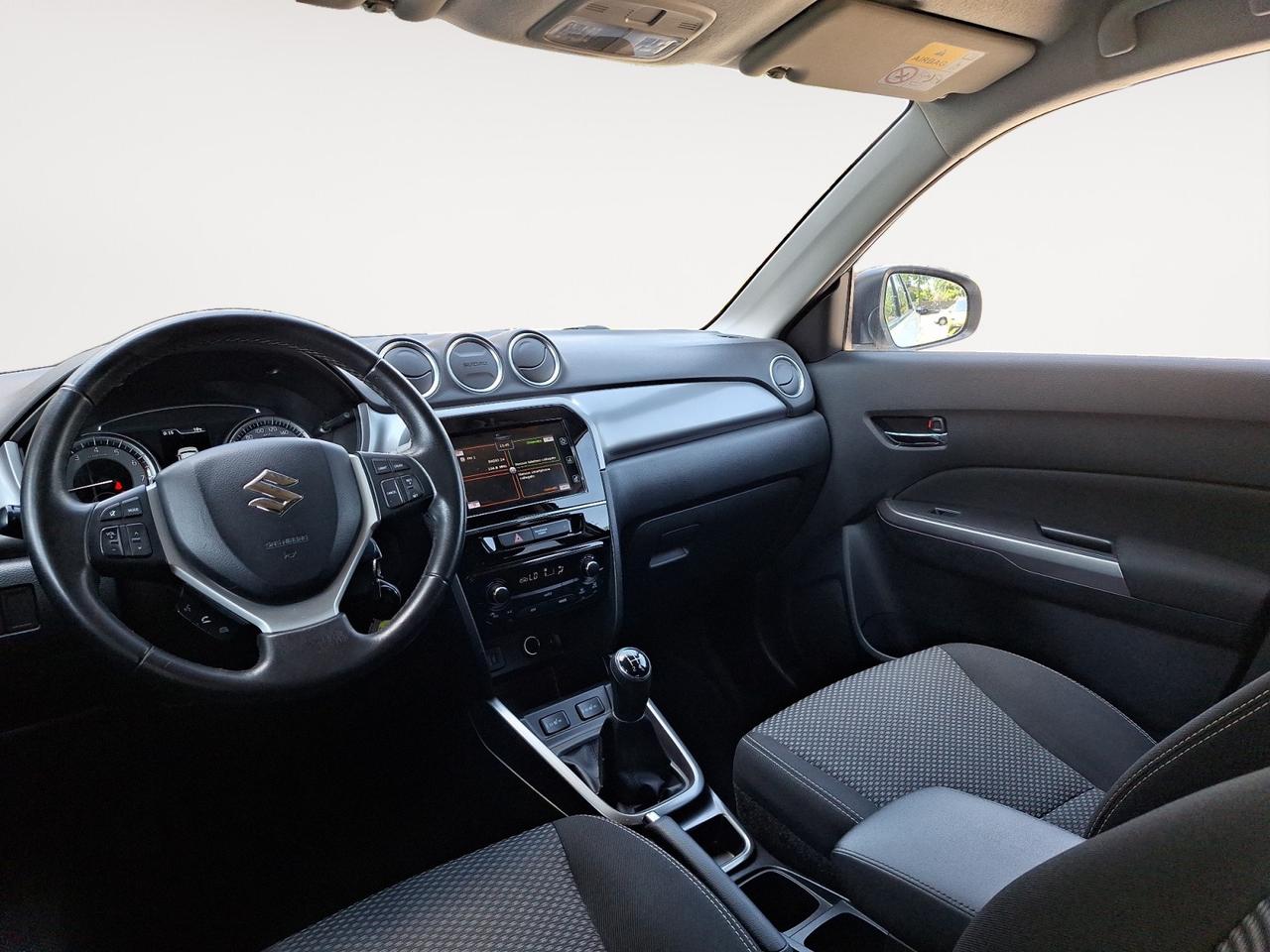 Suzuki Vitara 1.0 boosterjet Starview 2wd