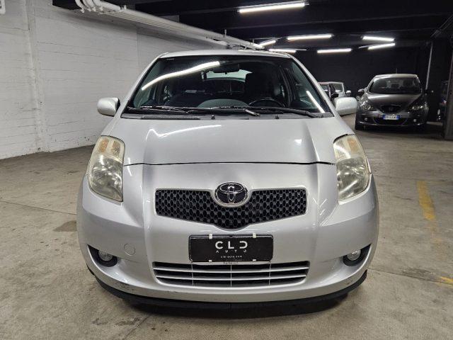 TOYOTA Yaris 1.3 3 porte AUTOMATICA