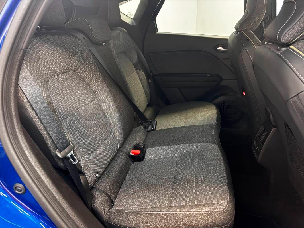 Renault Captur 1.8 full hybrid E-Tech Techno 160cv auto
