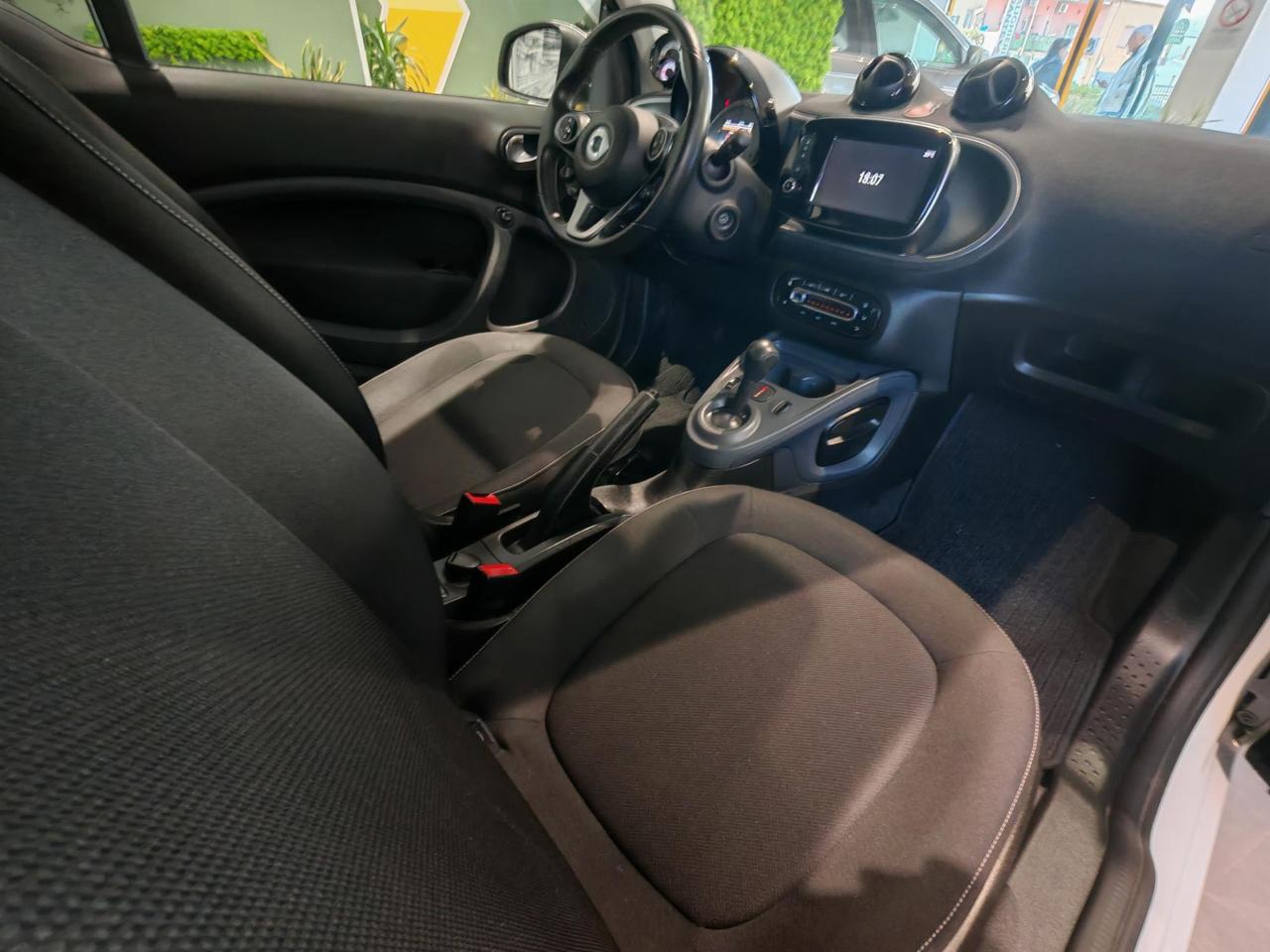 Smart fortwo coupe Fortwo electric drive Youngster