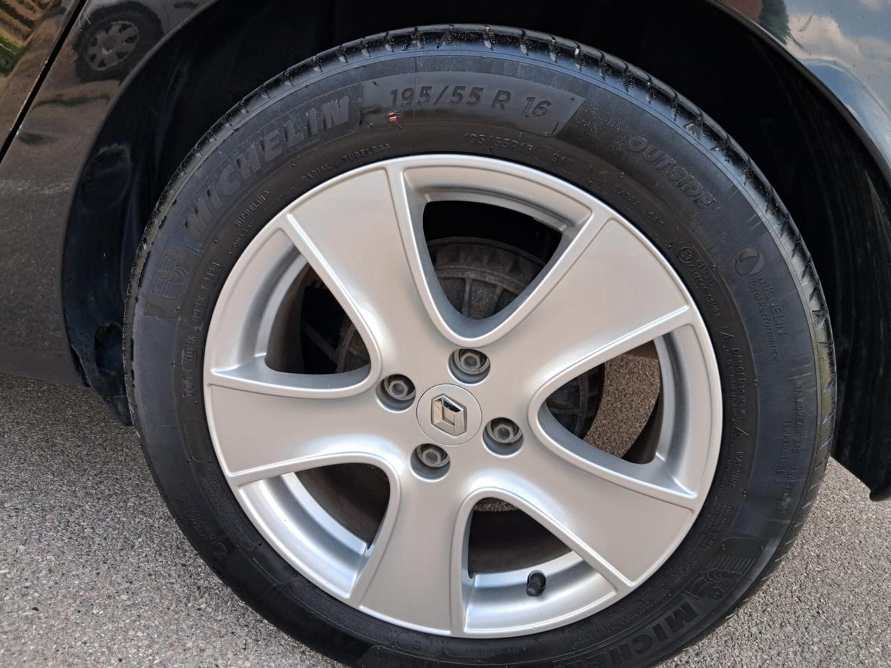 Renault Clio Sporter 1.2 75CV Live 90000 km