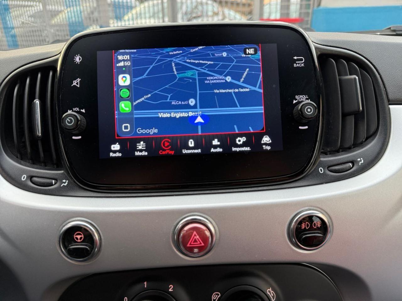 Fiat 500 1.0 Hybrid Connect