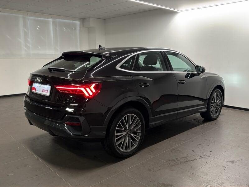 Audi Q3 Audi Sportback Business Plus 35 TFSI 110(150) kW(CV) S tronic