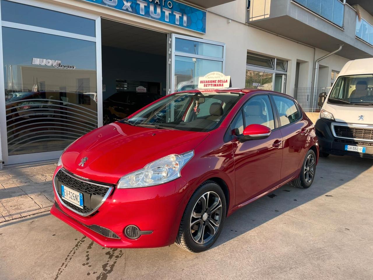 Peugeot 208 1.4 HDi 68 CV 5 porte Allure neopatentati
