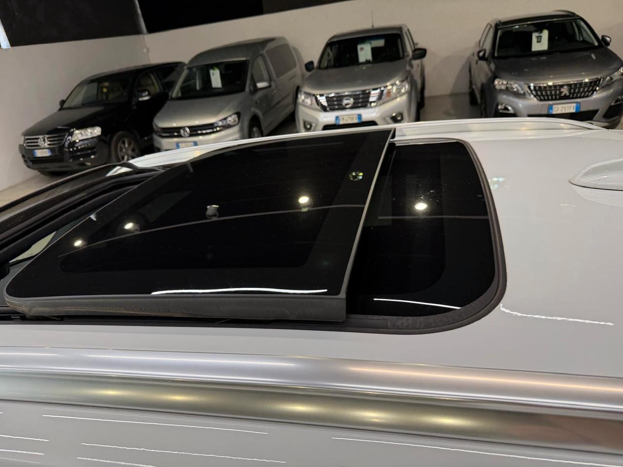 Volvo XC40 B4 AWD Geartronic R-design