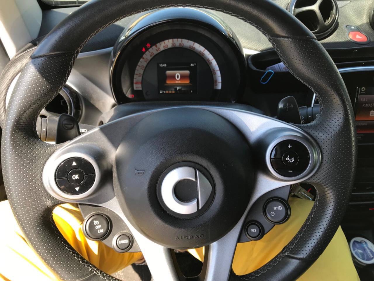 Smart ForTwo 90 0.9 Turbo twin. Limited Edition Berlin Black