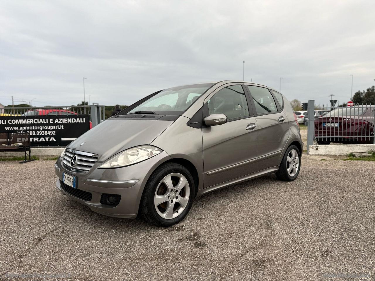 MERCEDES-BENZ A 180 CDI Elegance