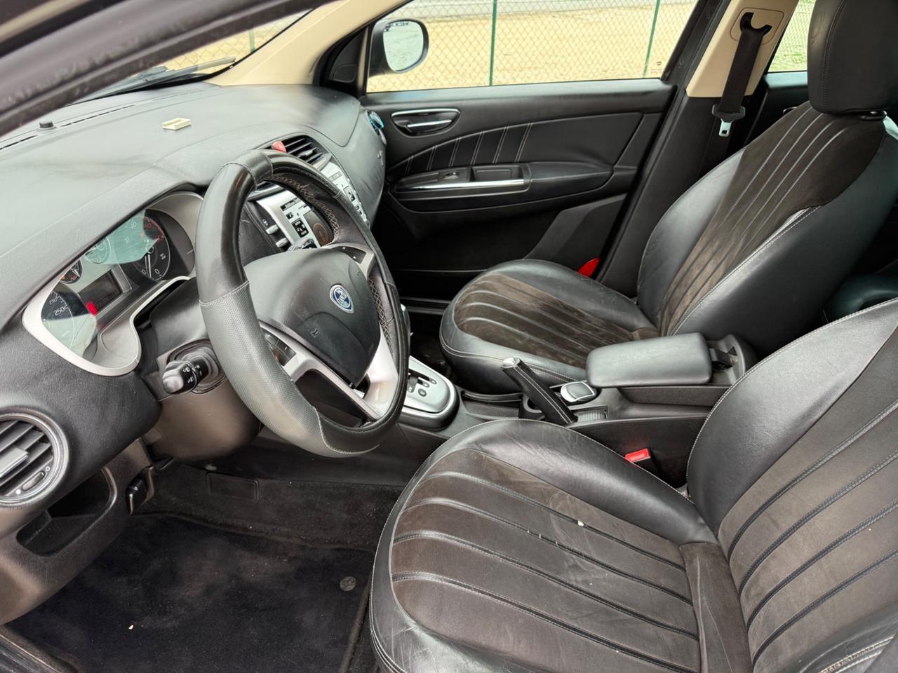 Lancia Delta 1.6 AUTOMATICA MOTORE NUOVO PERMUTE