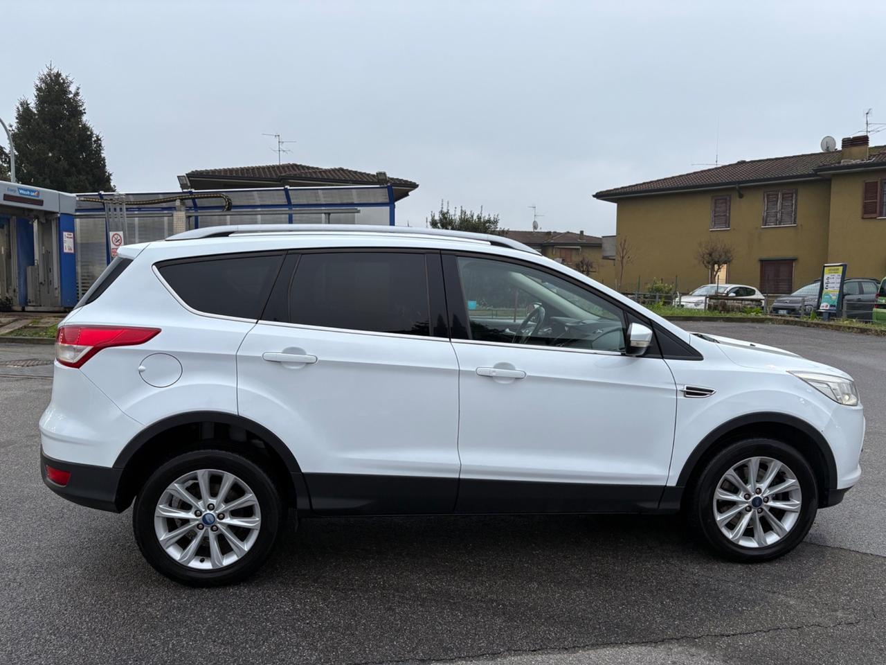 Ford Kuga 2.0 TDCI 150 CV S&S 4WD Powershift Titanium
