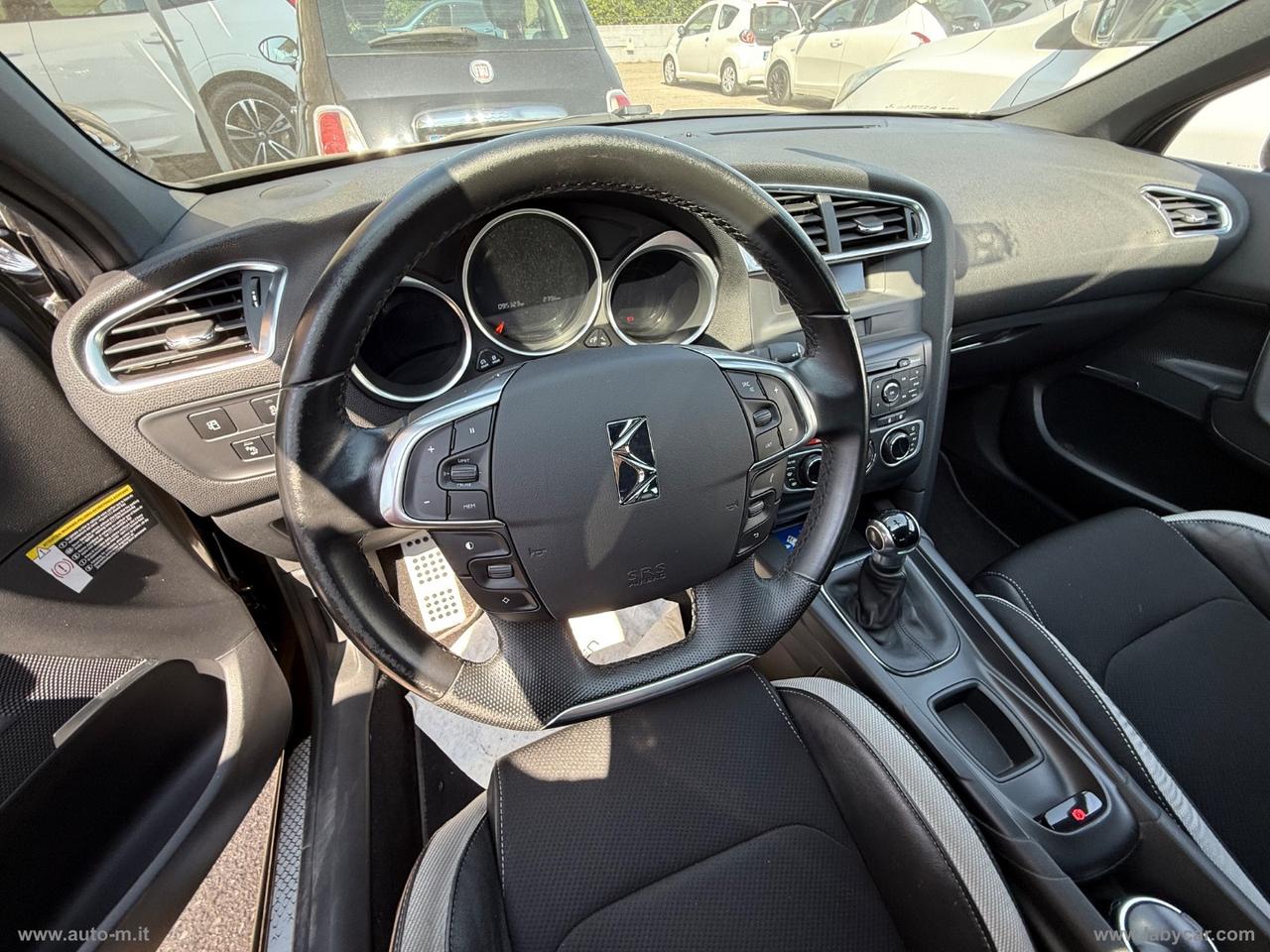 DS AUTOMOBILES DS 4 1.6 VTi 120 So Chic