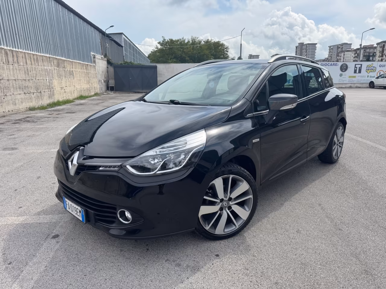 Renault Clio Sporter dCi 8V 90CV COSTUME NATIONAL
