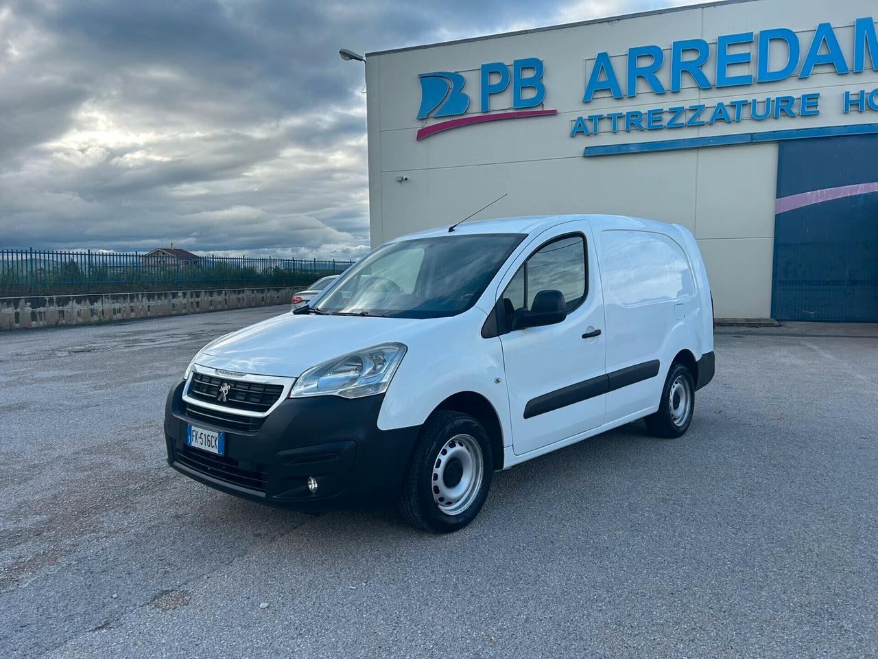 Peugeot Partner BlueHDi 120 S&S L2 Furgone Premium ( PASSO LUNGO )