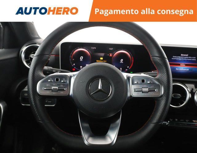 MERCEDES-BENZ A 200 d Automatic Premium