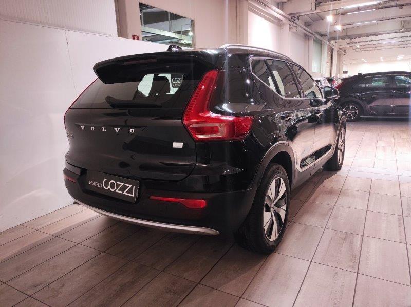 VOLVO XC40 (2017-->) - XC40 T5 Recharge Plug-in Hybrid Inscription Expression