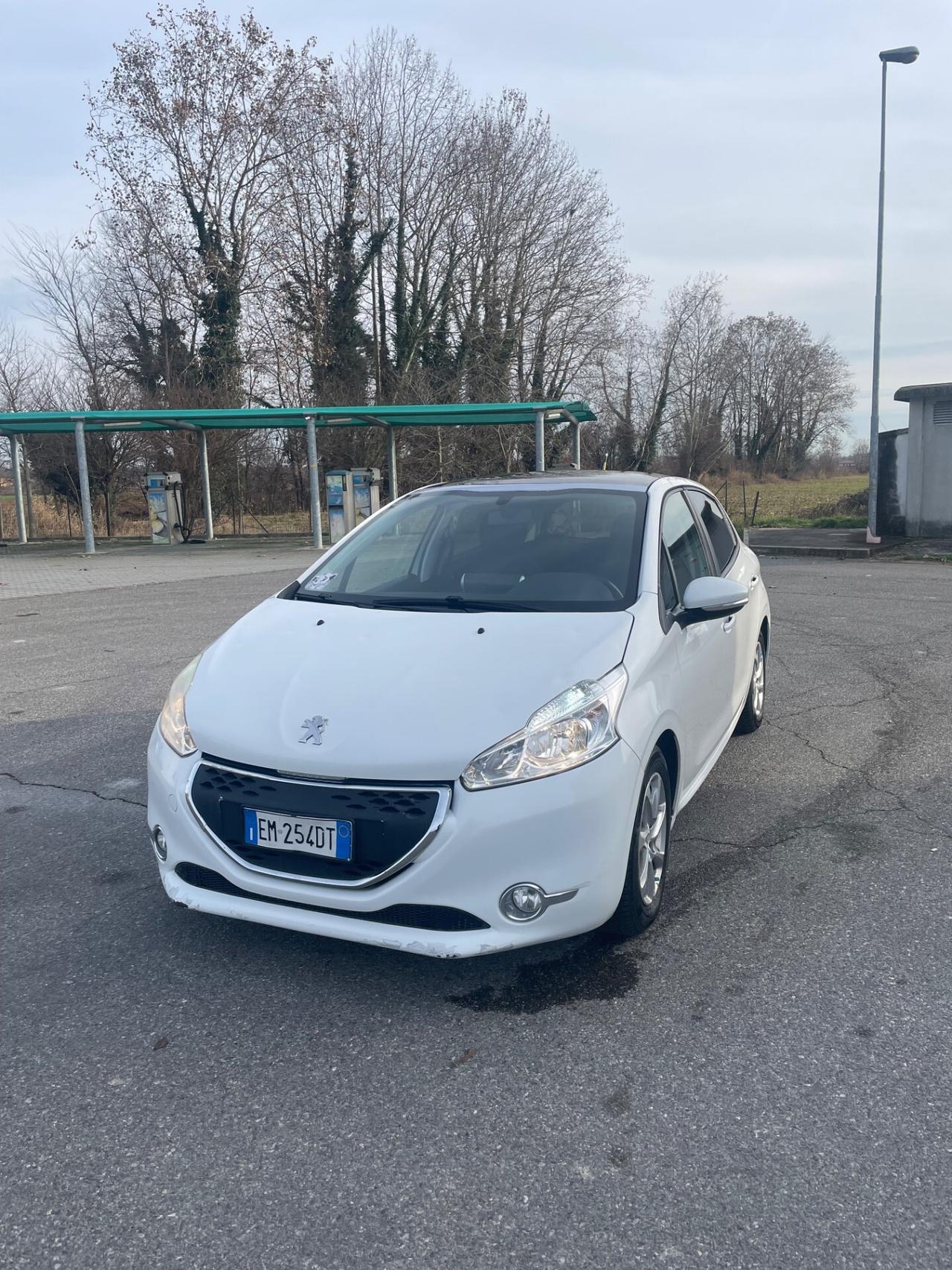 Peugeot 208 1.4 automatica euro 5