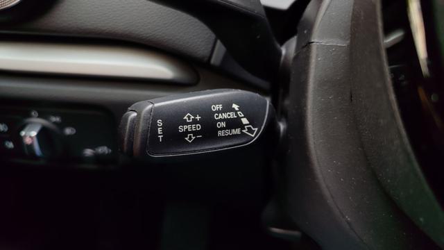AUDI A3 SPORTBACK 1.6 TDI S-tronic SPORT Business