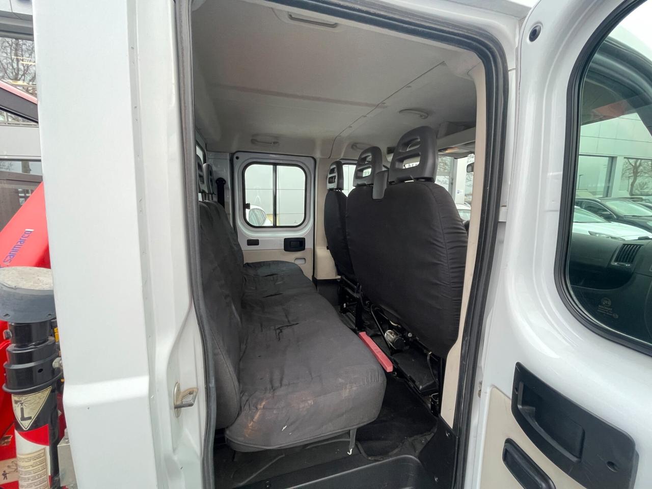 Fiat Ducato 295 2.3 mjt 6 posti CON GRU