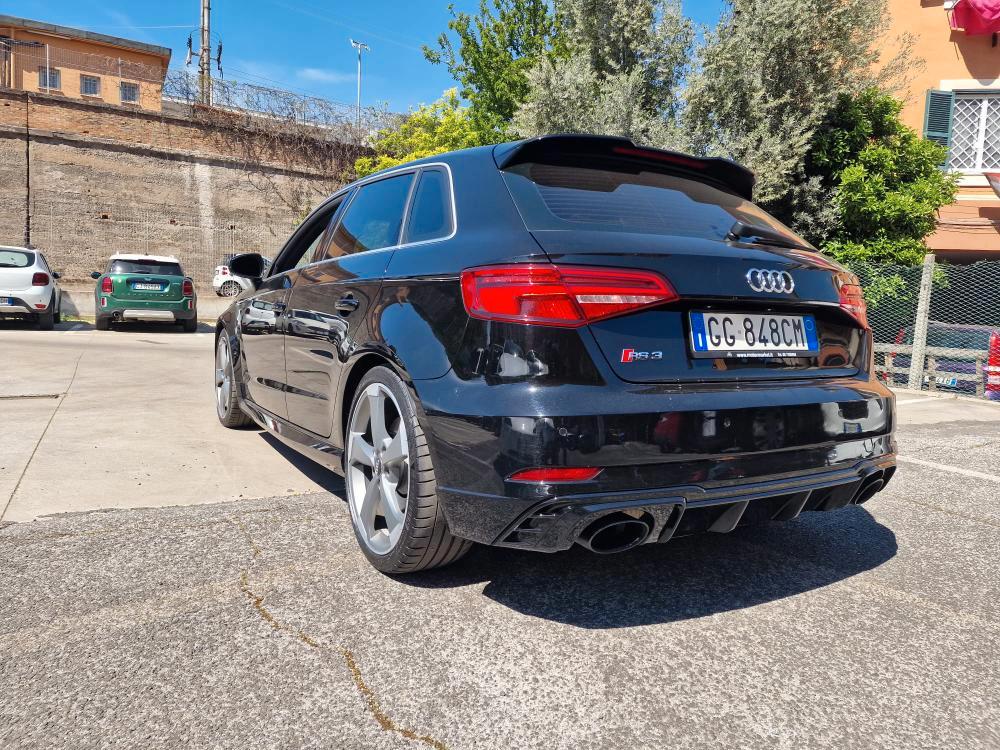 Audi RS3 Sportback 2.5 tfsi quattro s-tronic