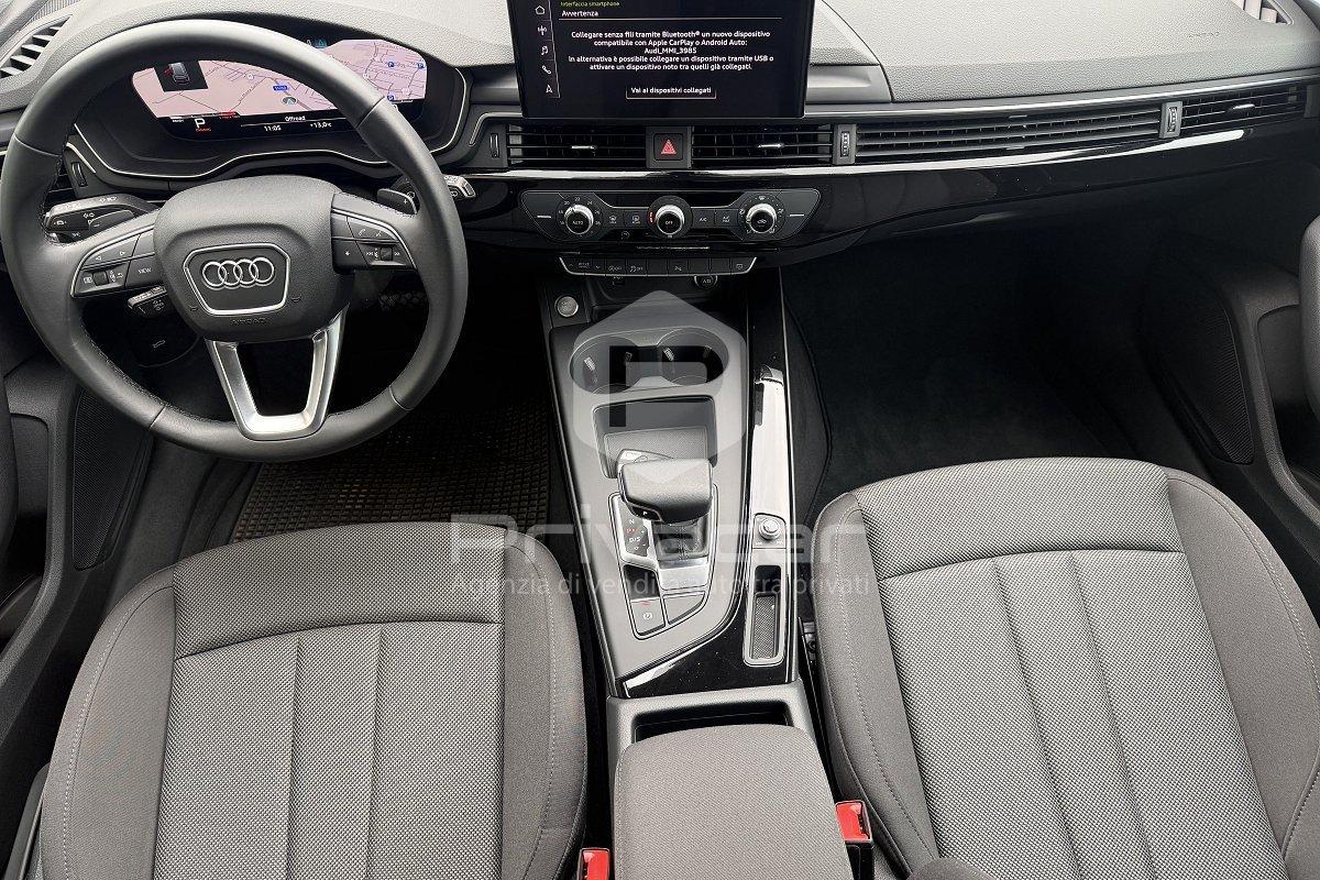 AUDI A4 Avant 30 TDI/136 CV S tronic