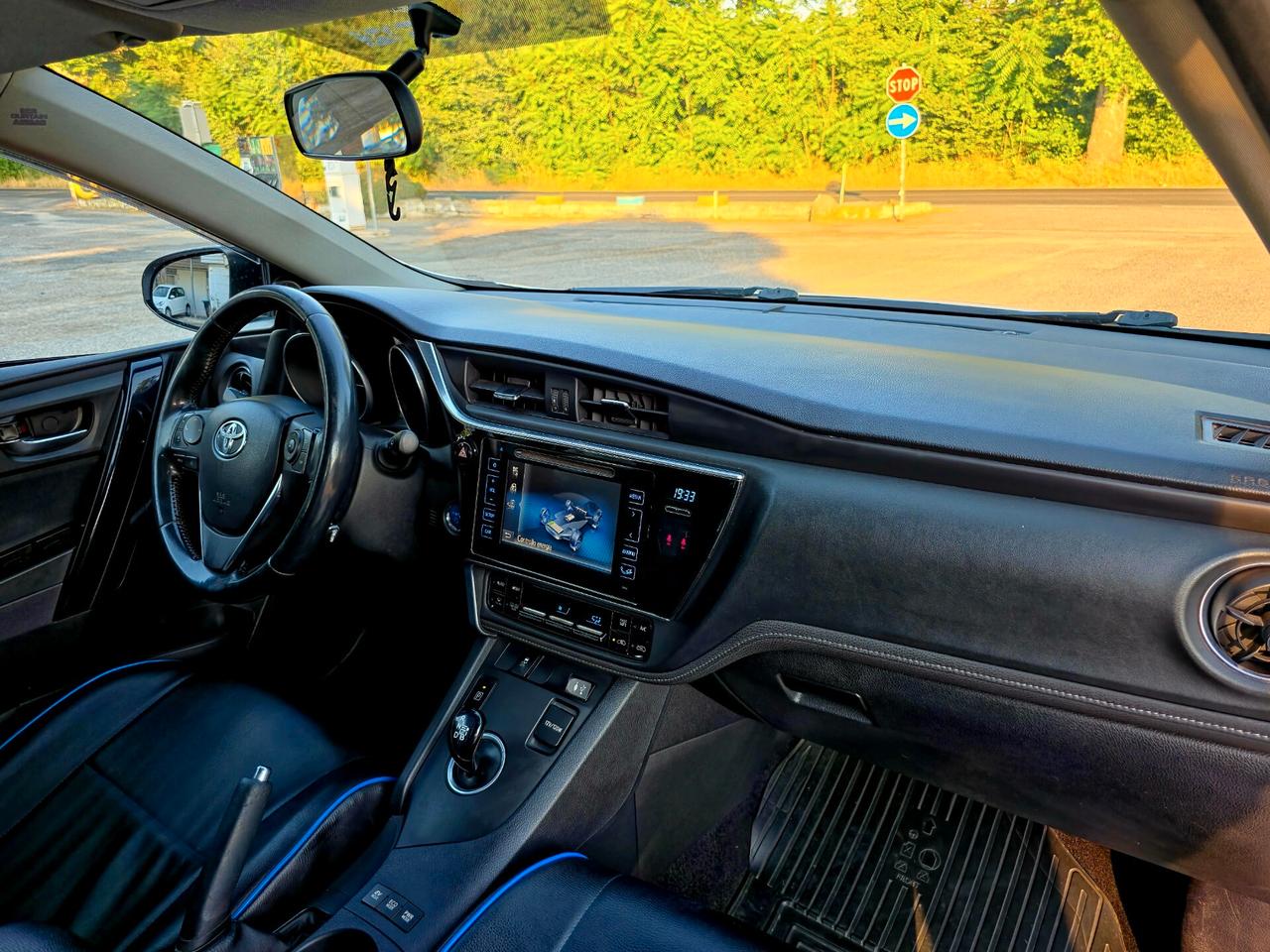 Toyota Auris Touring Sports 1.8 Hybrid Lounge 2016-E6 NEO Automatico